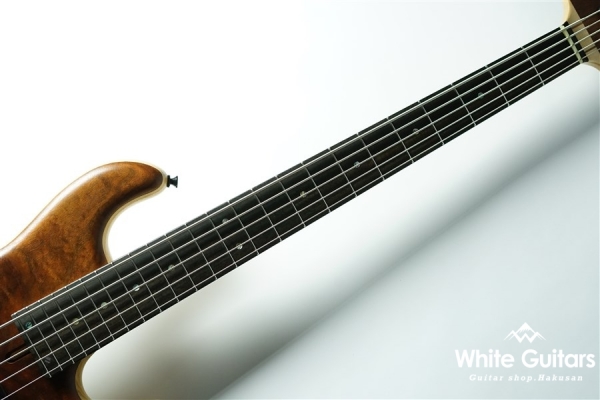 CHB-5/345 CUSTOM - Claro Walnut